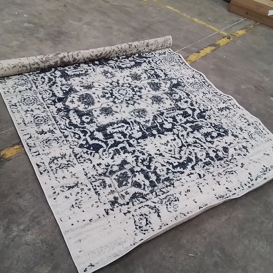 QUALITY DESIGNER AREA RUG - APPROXIMATELY 230X160CM