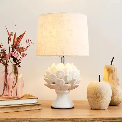 BOXED DORMA BRIMSTAGE ARTICHOKE LINEN SHADE TABLE LAMP