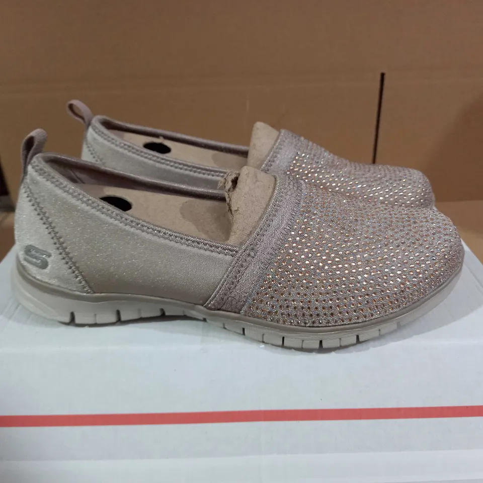 SKECHERS FLEX RENEW SHIMMER SHOW SLIP ON SHOES - TAUPE - UK 4.5
