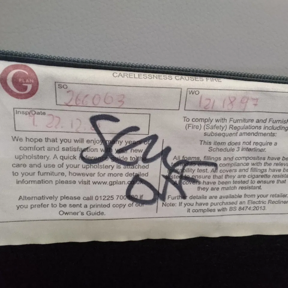 QUALITY DESIGNER G-PLAN SEATTLE 2.5 SEATER SOFA - CAMBRIDGE GREY LEATHER