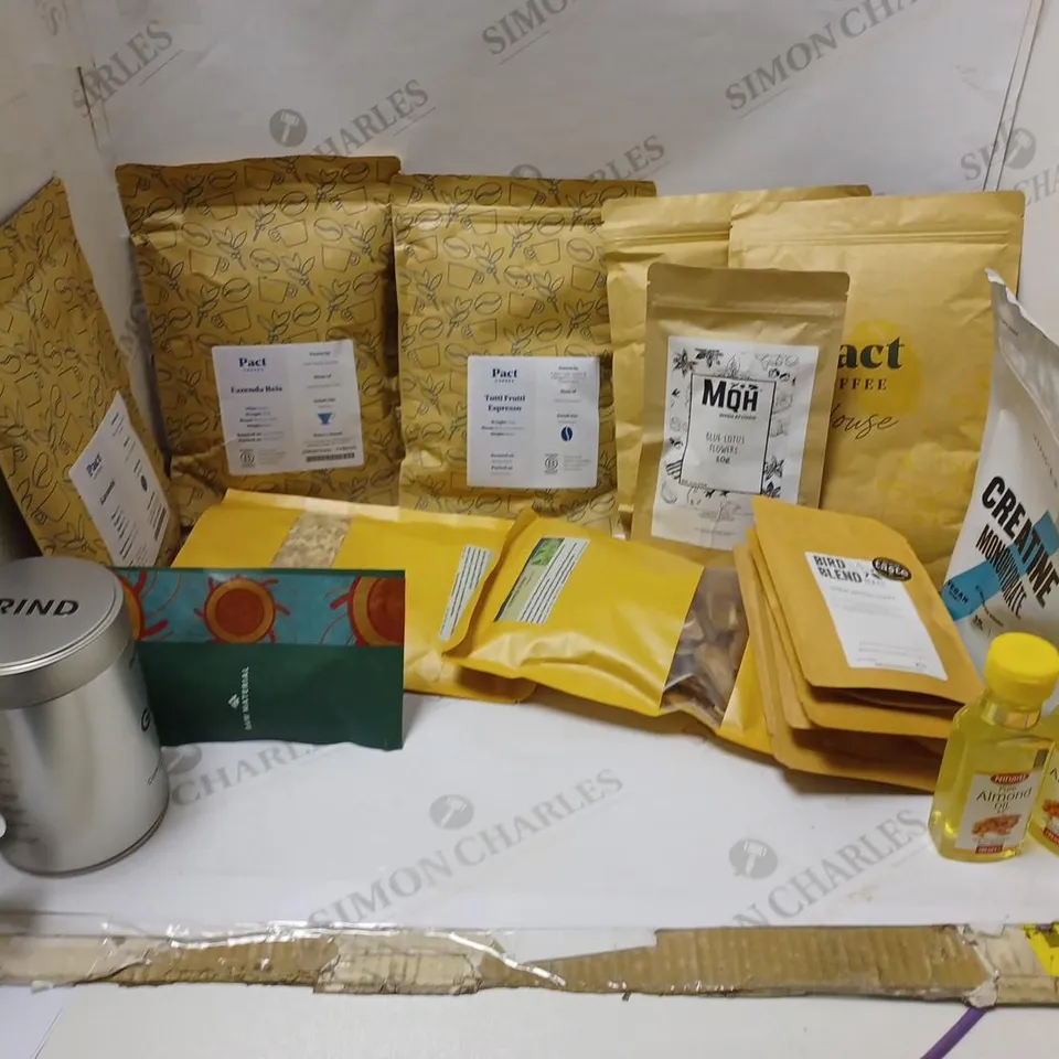 LOT OF APPROXMATELY 18 ITEMS TO INCLUDE MYPROTEIN CREATINE MONOHYDRATE TROPICAL (250g), PACT COFFEE HOUSE DARK (250g), PURE ALMOND OIL (100ml), ETC