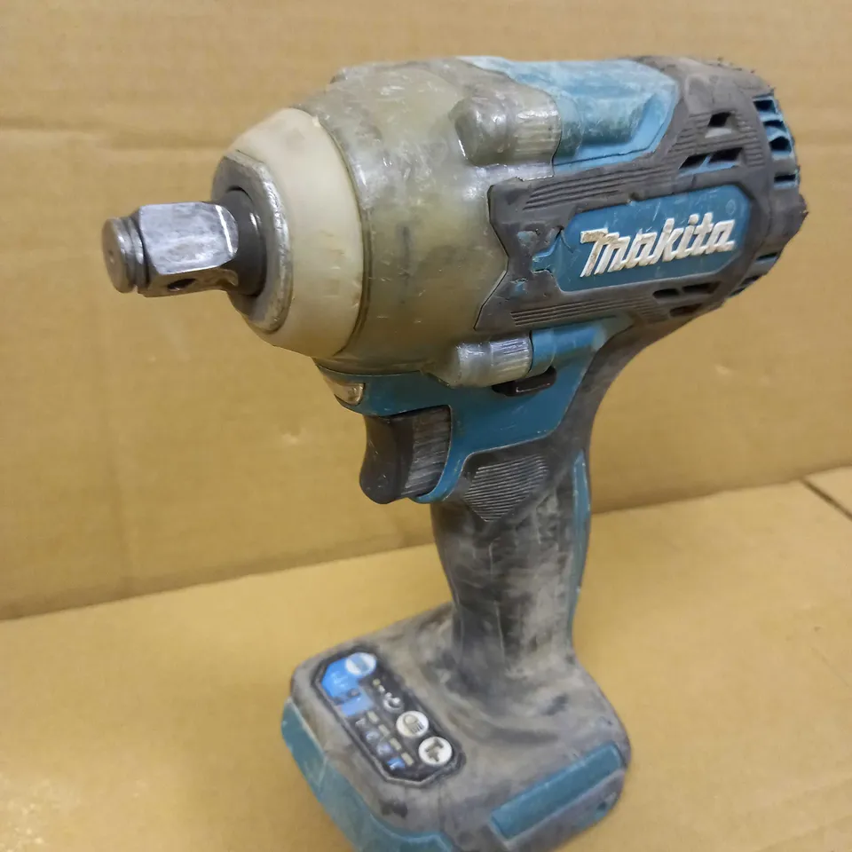 MAKITA DTW300Z CORDLESS IMPACT WRENCH