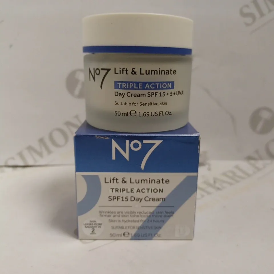 NO.7 LIFT AND LUMINATE TRIPLE ACTION DAY CREAM - 50ML