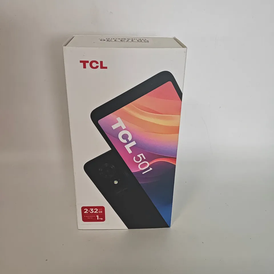 BOXED TCL 501 2/32GB IN BLACK - T433D