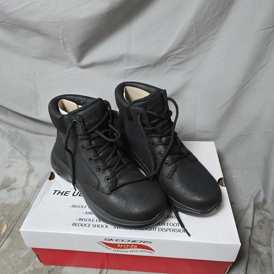 SKECHERS ARCH FIT BOOTS – BLACK LEATHER, ANKLE BOOT SIEZ 6