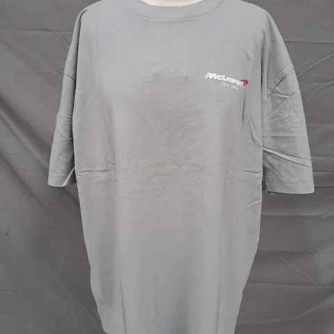 HOLLISTER MCLAREN FORMULA 1 MONACO T-SHIRT IN GREY SIZE LARGE