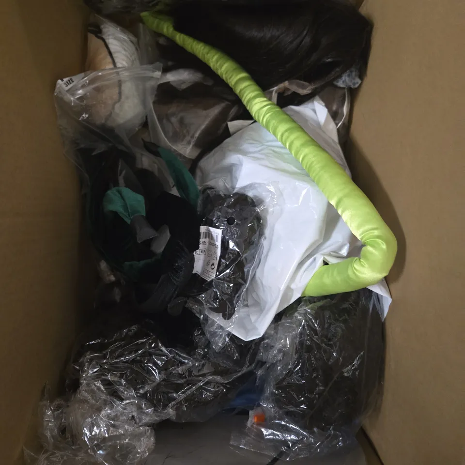 BOX OF APPROXIMATELY 15 ASSORTED WIGS AND HAIR ACCESSORIES