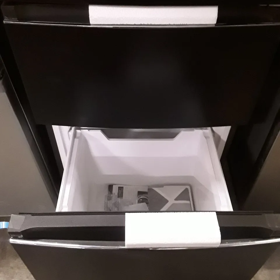 HAIER HTR3619ENPB NO FROST FRIDGE FREEZER IN BLACK - UNPROCESSED RAW RETURN