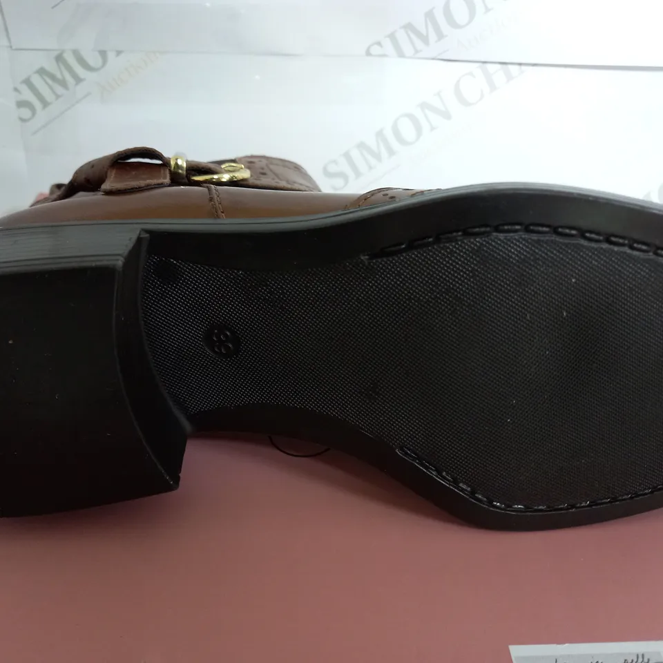 MODA IN PELLE MIKARA BOOTS IN TAN SIZE 6 