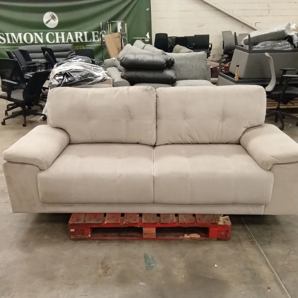 KANSAS 3 SEATER SOFA, CHAMPAGNE CLASSIC VELVET 