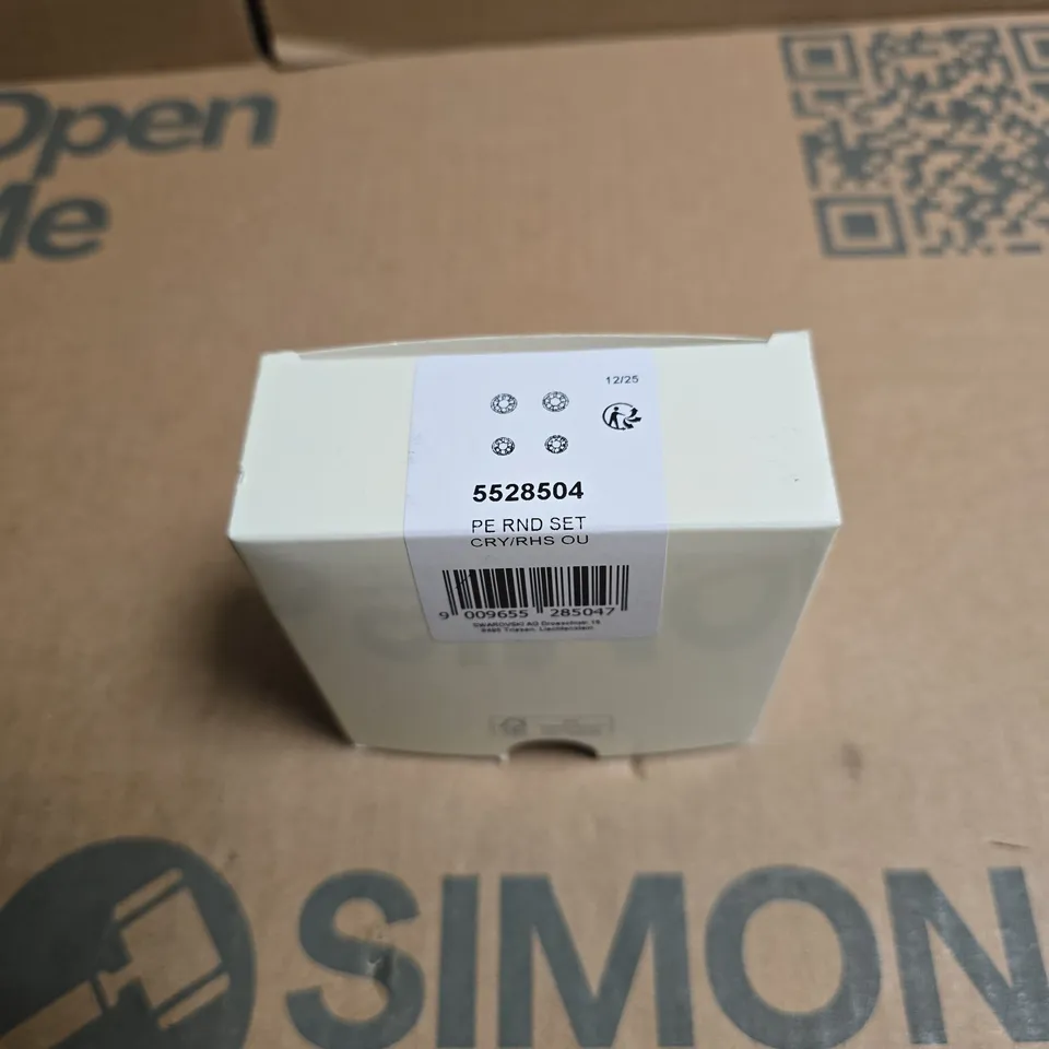 SWAROVSKI BOXED SET OF FOUR CLEAR ROUND STONE STUD EARRINGS IN PINK PRESENTATION BOX 