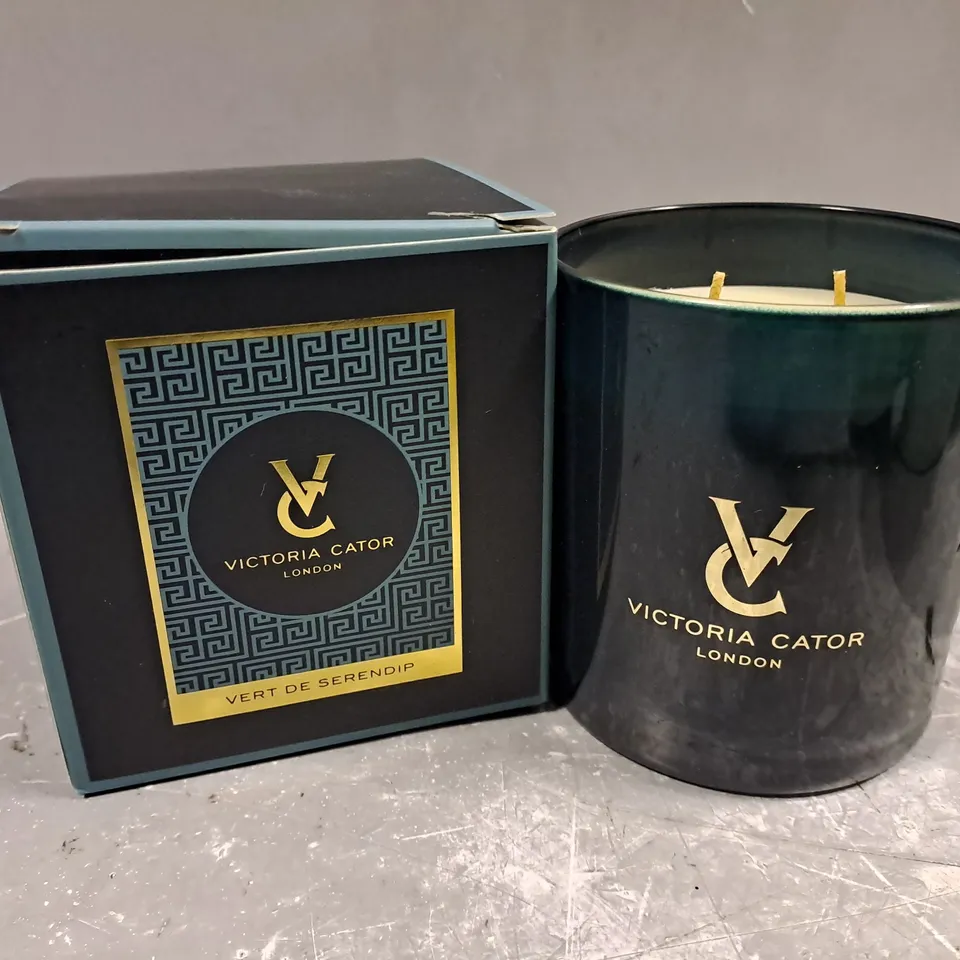 BOXED VICTORIA CATOR VERT DE SERENDIP SCENTED CANDLE