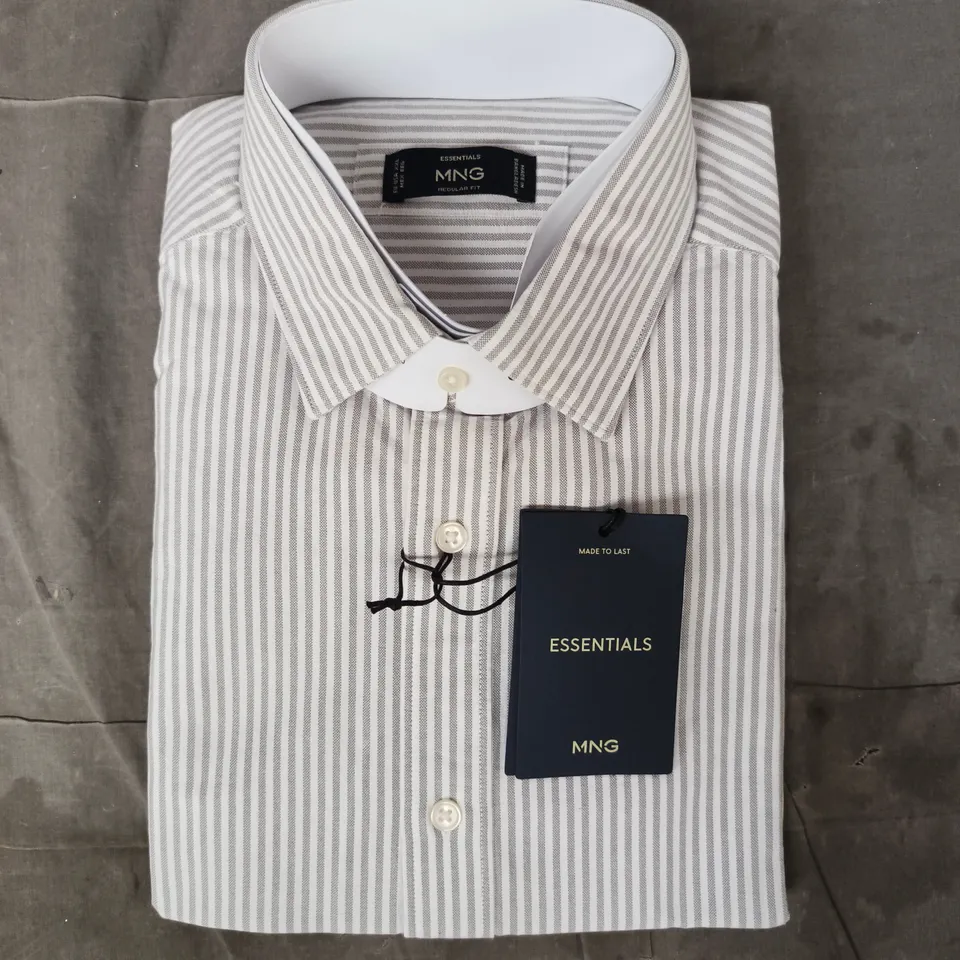 MANGO ESSENTIALS STRIPE SHIRT IN WHITE/GREY SIZE XXL