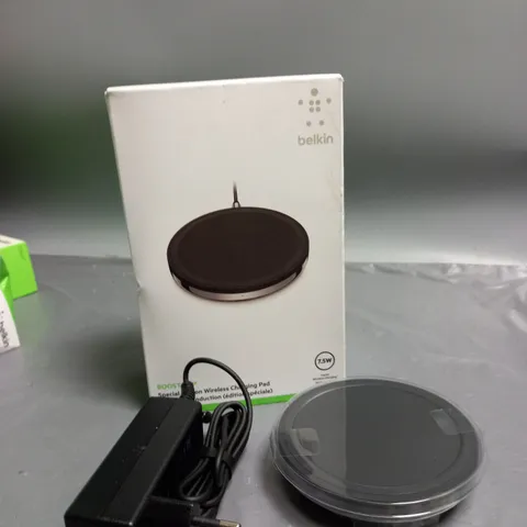 BOXED BELKIN BOOST UP SPECIAL EDITION WIRELESS CHARGING PAD