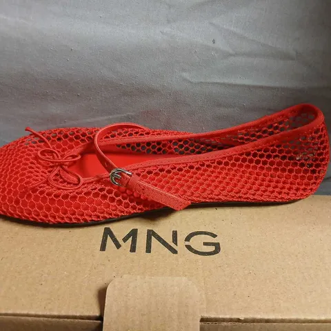 MNG RED MESH BALLET FLAT WITH STRAP – UK 6 (EU 39) WOMEN'S GALA SHOE
