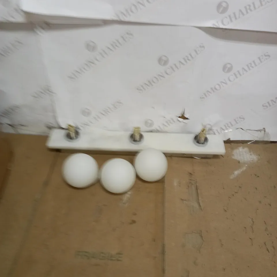 WHITE MARBLE 3 LIGHT BATHROOM BAR