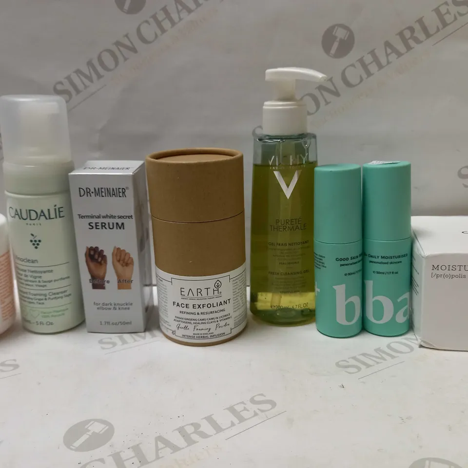 LOT OF APPROX 8 ASSORTED SKINCARE PRODUCTS TO INCLUDE CAUDALIE FOAMING CLEANSER, BIO-OIL DRY SKIN GEL, FRESH CLEANSING GEL, ETC