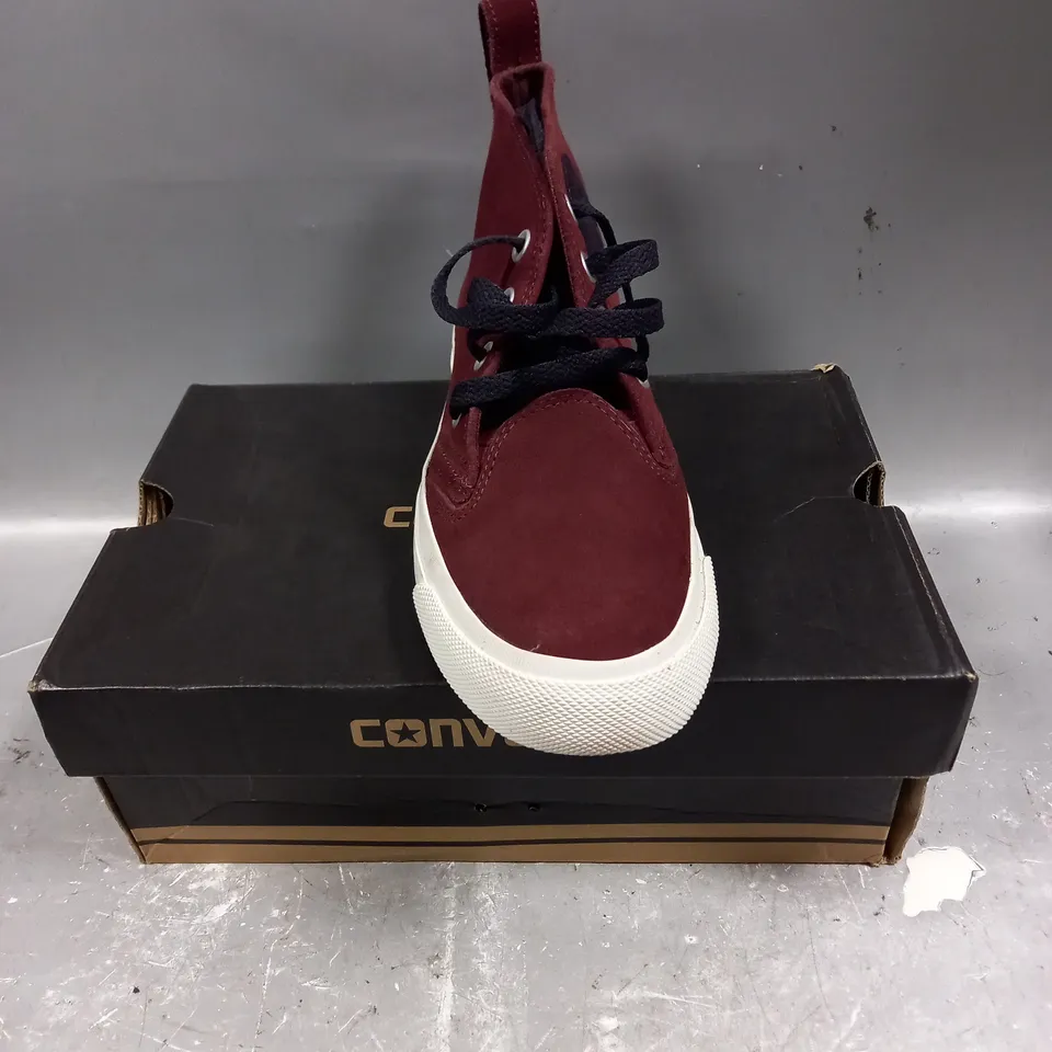 BOXED PAIR OF CONVERSE MAROON TRAINERS - 5