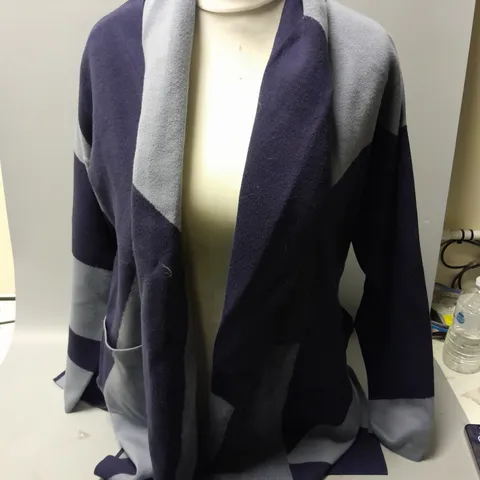 WYNNE COLLECTION OPEN FRON CARDIGAN IN NAVY SIZE M
