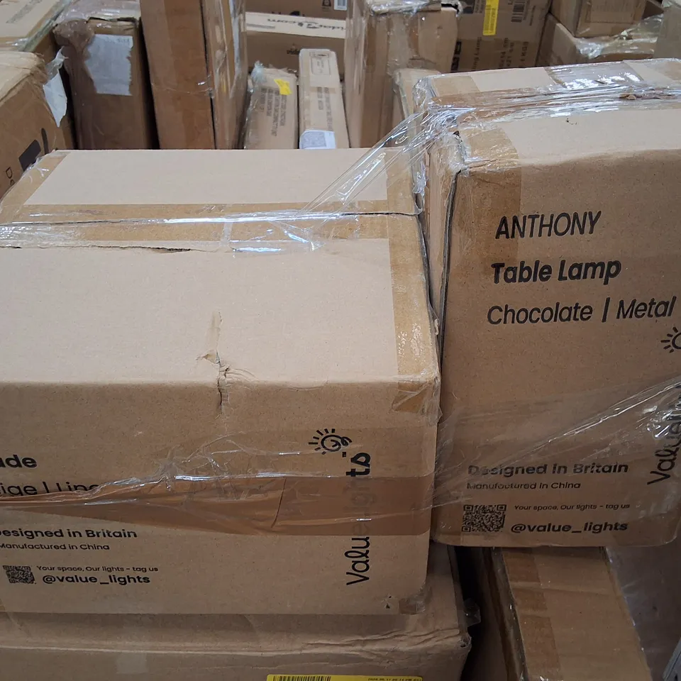 BOXED VALUELIGHTS ANTHONY CHOCOLATE METAL TABLE LAMP WITH EVA BEIGE LINEN SHADE