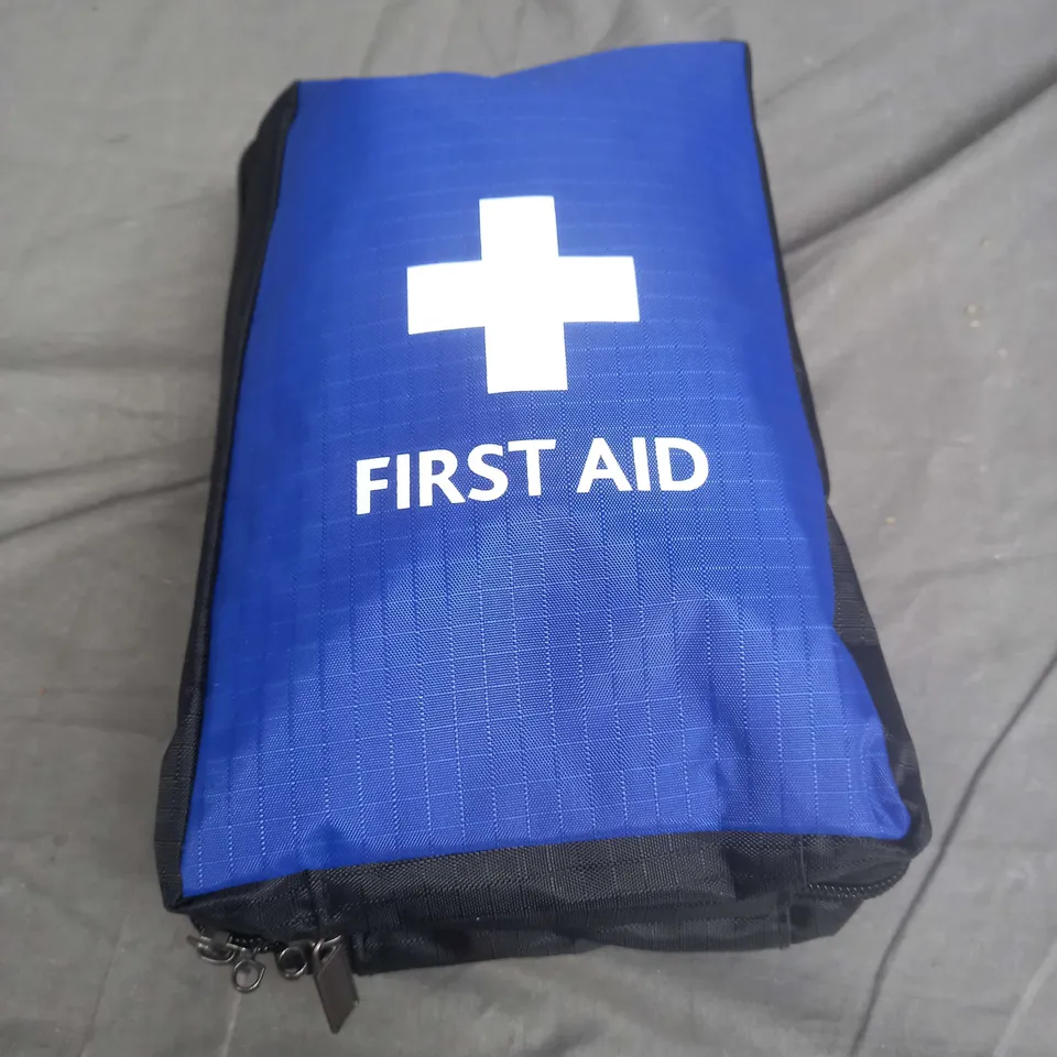 TRAVEL FIRST AID KIT IN BLUE 