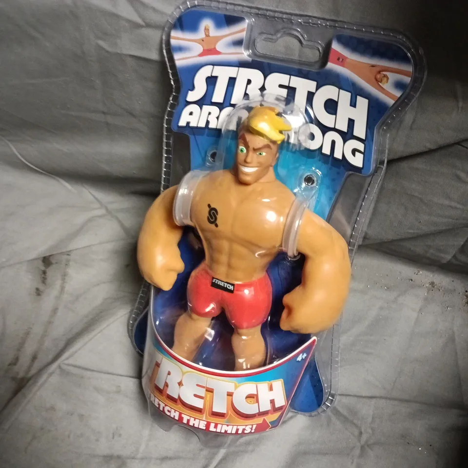 STRETCH ARMSTRONG ACTION FIGURE