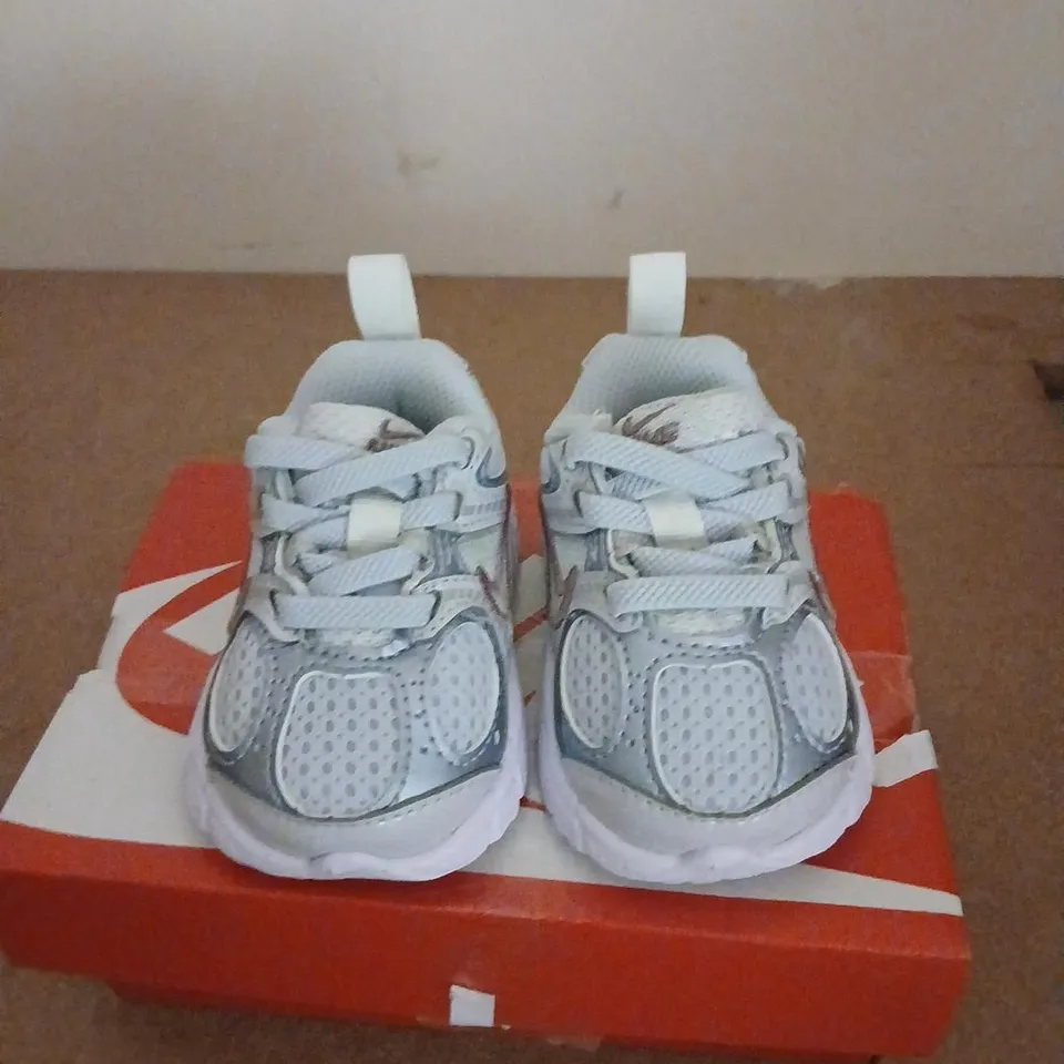 NIKE V5 RNR E (TD) TODDLER SNEAKERS – UK 1.5 (US 2C, BR 16, EUR 17)