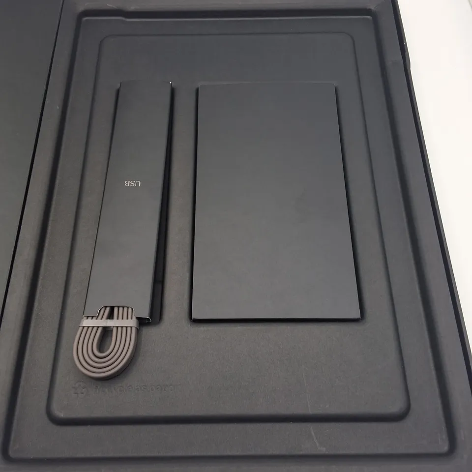 REMARKABLE PAPER TABLET - NO PEN