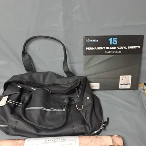 APPROXIMATELY 15 ASSORTED HOUSEHOLD ITEMS TO INCLUDE BLACK GYM BAG, BLACK VINYL SHEETS AND WALLPAPER