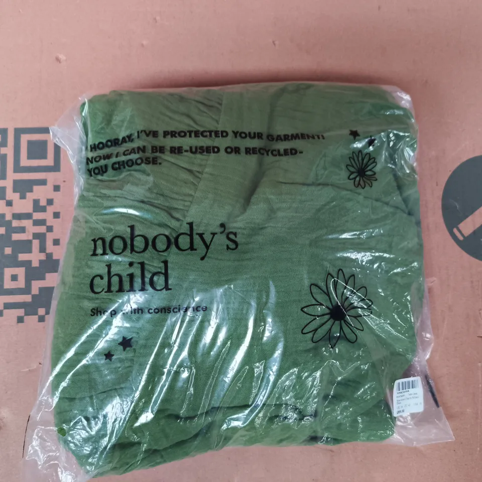BAGGED NOBODY'S CHILD SLEEVELESS CHARLIE MIDAXI DRESS IN GREEN SIZE UK 14