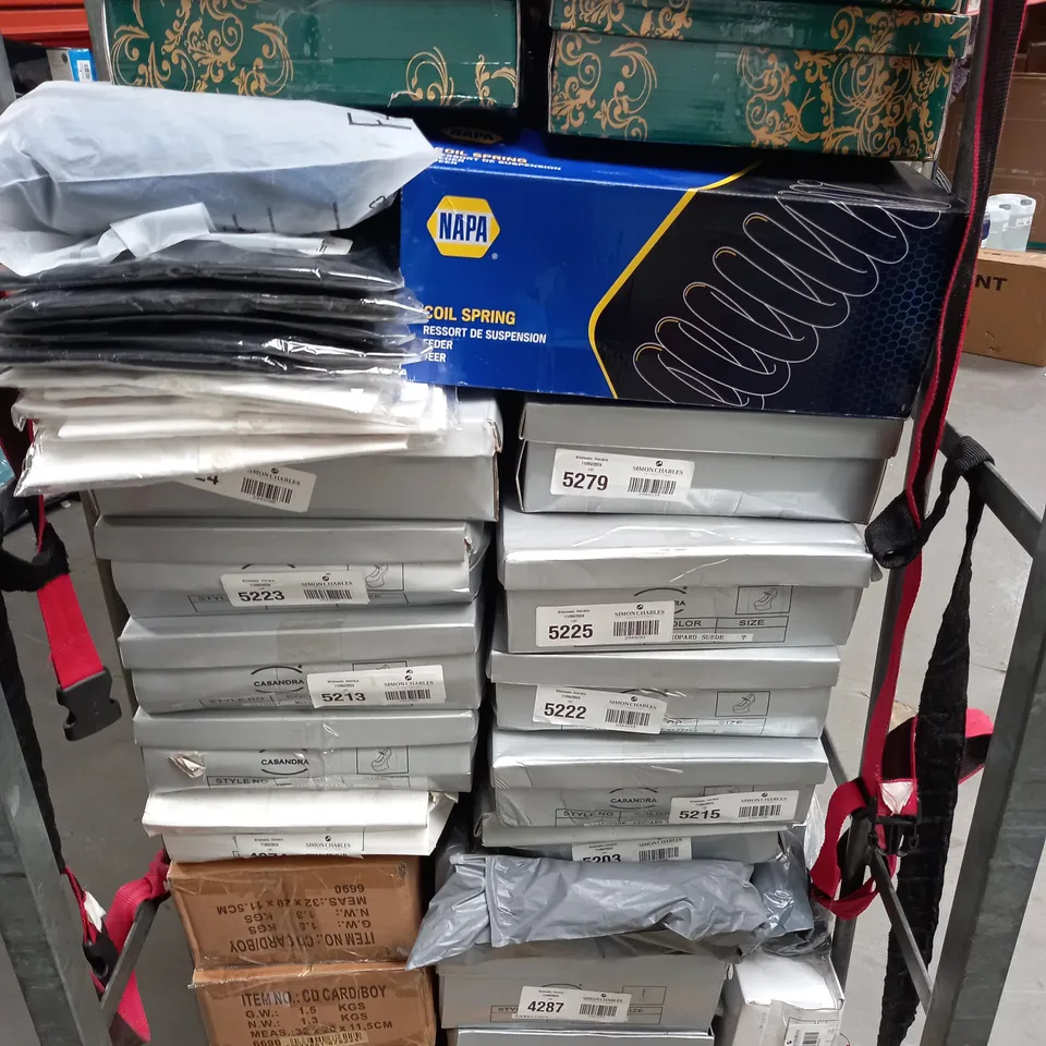 LARGE ASSORTMENT OF HOUSEHOLD AND FASHION ITEMS TO INCLUDE NAPA COIL SPRING, MULTIPLE BOXES OF SHOE PAIRS IN VARIOUS STYLES AND SIZES, BIRTHDAY CARDS, ETC - COLLECTION ONLY