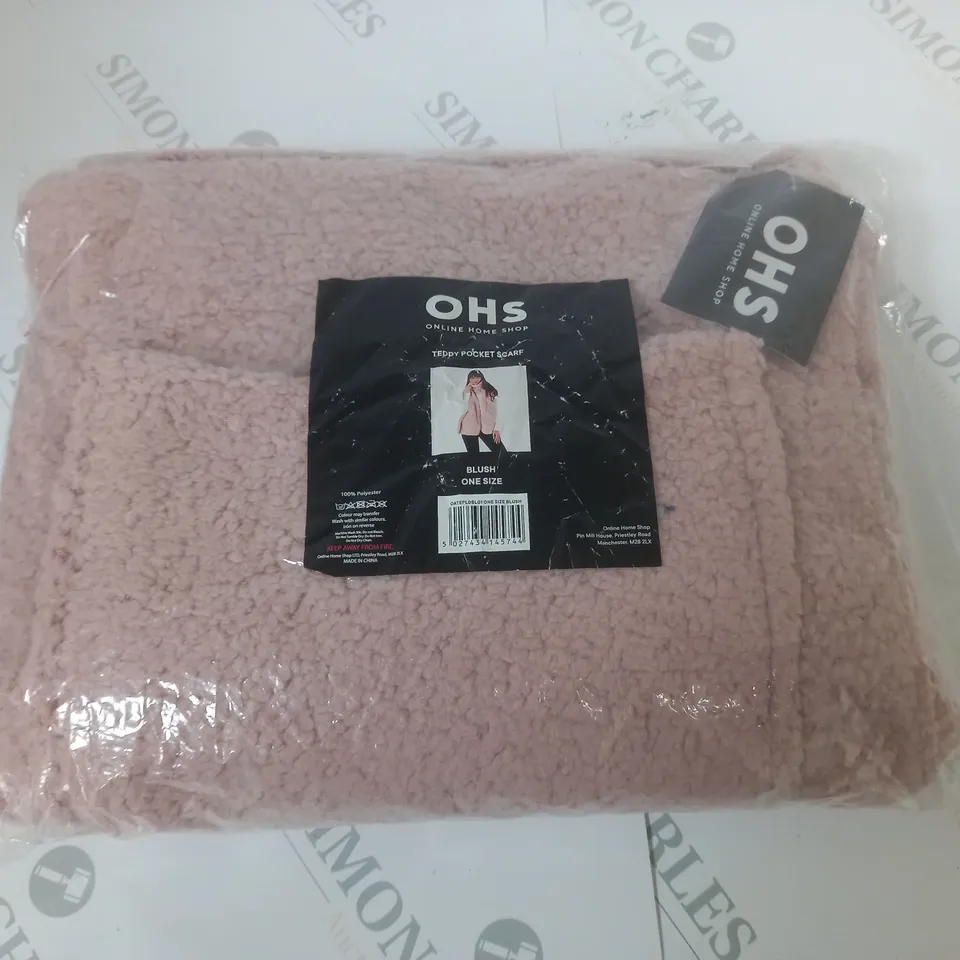 BAGGED OHS TEDDY POCKET SCARF IN BLUSH