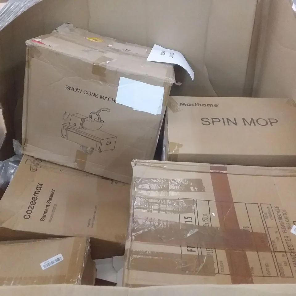PALLET OF ASSORTED ITEMS INCLUDING GARCARE CORDED POLE HEDGE TRIMMER, ACCSTORE FABRIC WARDROBE, JOISCOPE, MERRIMEN BUBBLE WRAP ROLL, SNOW CONE MACHINE, COZEEMAX GARMENT STEAMER