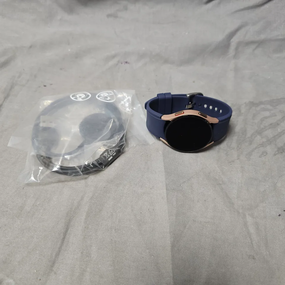 SAMSUNG GALAXY WATCH 4 40MM LTE PINK GOLD – BLUE STRAP