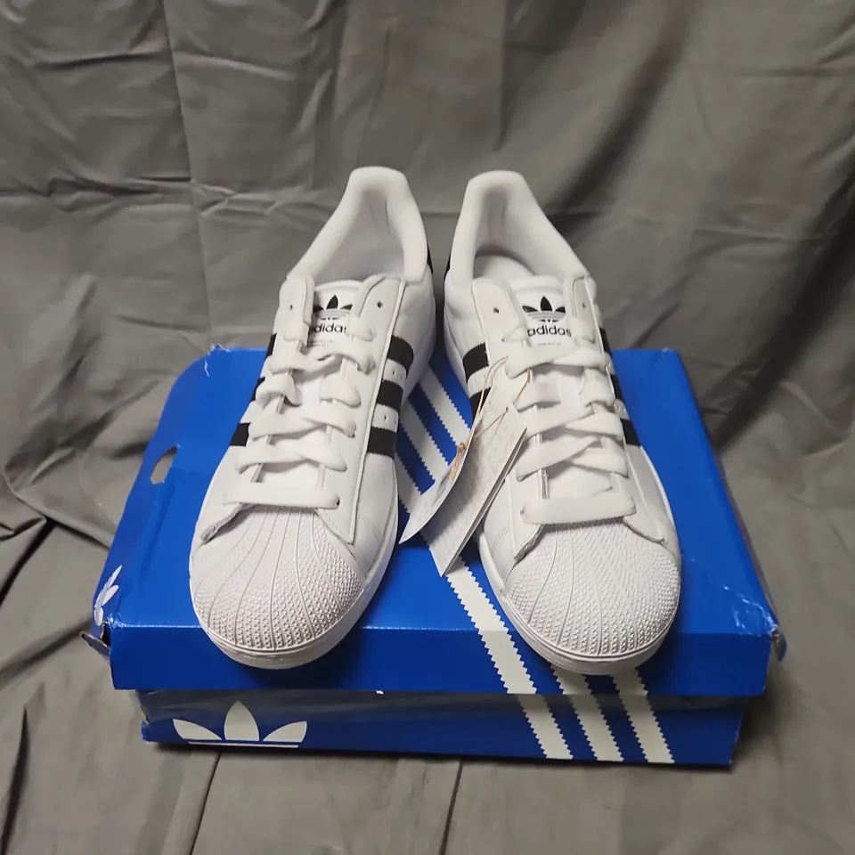 BOXED ADIDAS SUPERSTAR II WHITE LEATHER TRAINERS, UK 10