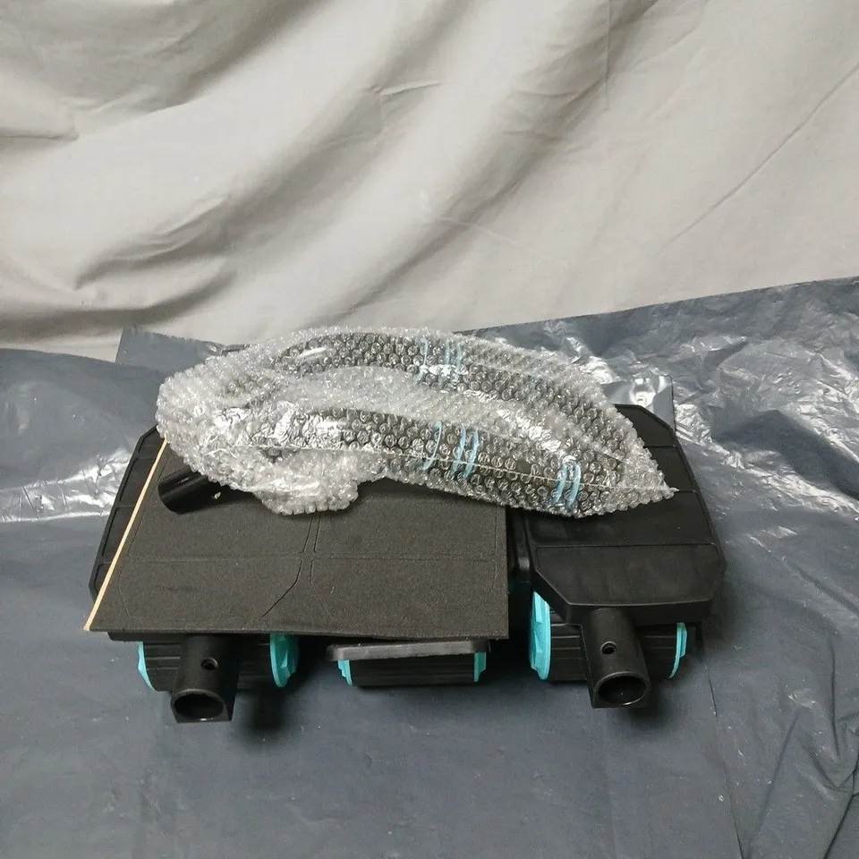 ACCUEILPORT SIX-WHEEL AB ROLLER – EXERCISE EQUIPMENT BOXED