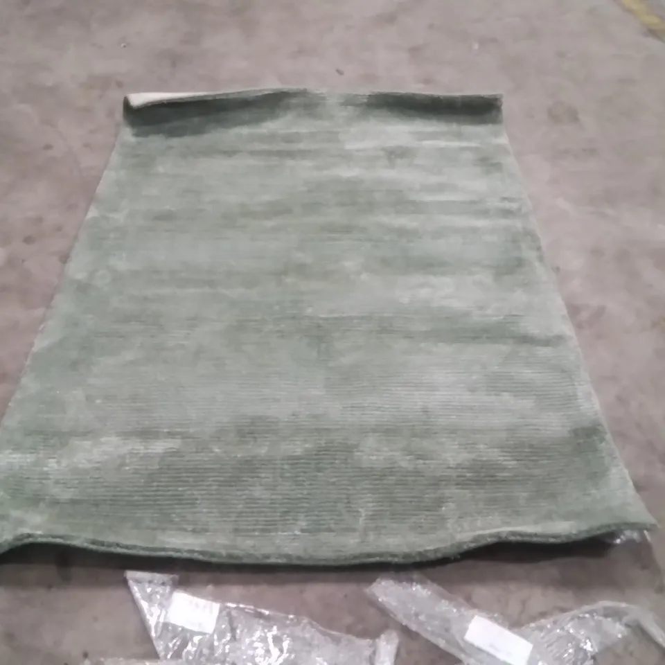 QUALITY DESIGNER AREA RUG - APPROXIMATELY 170X125CM