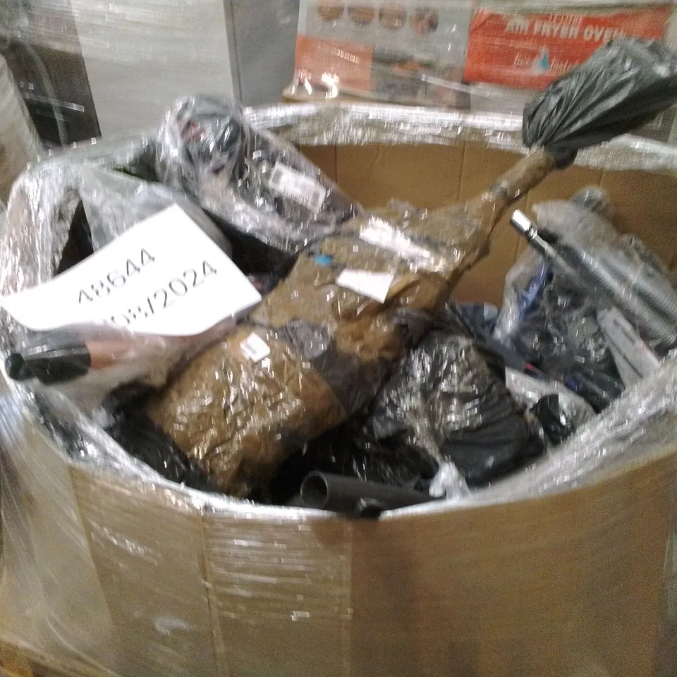 PALLET OF APPROXIMATELY 25 UNPROCESSED RAW RETURN HOUSEHOLD AND ELECTRICAL GOODS TO INCLUDE;