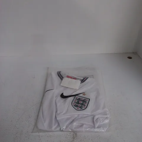 NIKE ENGLAND FOOTBALL JERSEY 2XL MENS