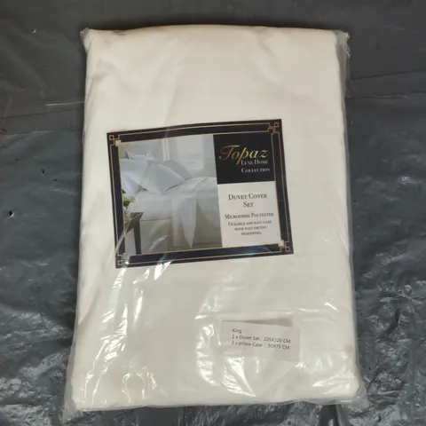 APPROXIMATELY 10 TOPAZ LUXE HOME COLLECTION DUVET COVER SETS - KING