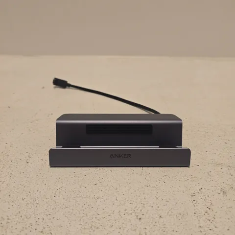 ANKER USB-C DOCKING STATION