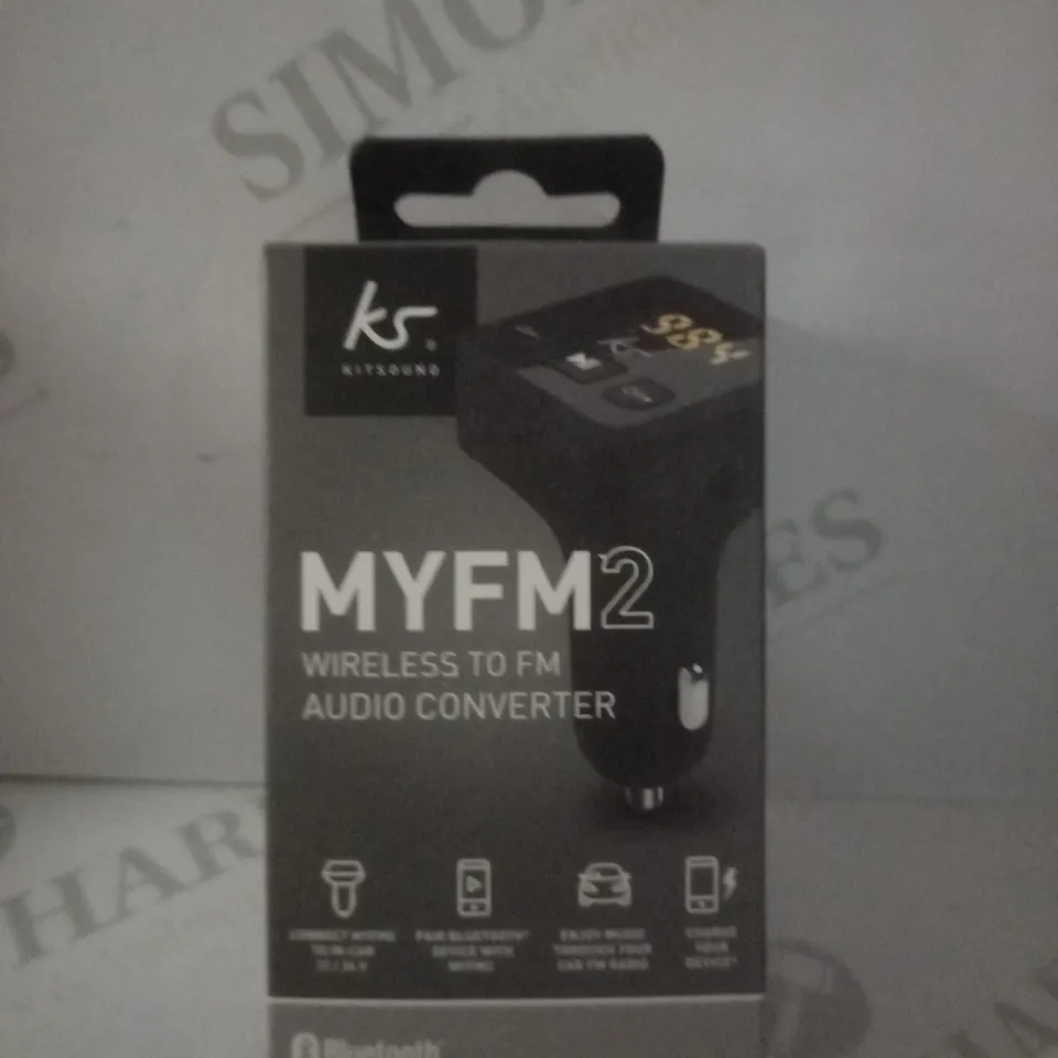 LOT OF 10 ASSORTED ITEMS TOO INCLUDE I PHONE CASES  , RAPOO MOUSSES AND MYFM AUDIO CONNECTOR 