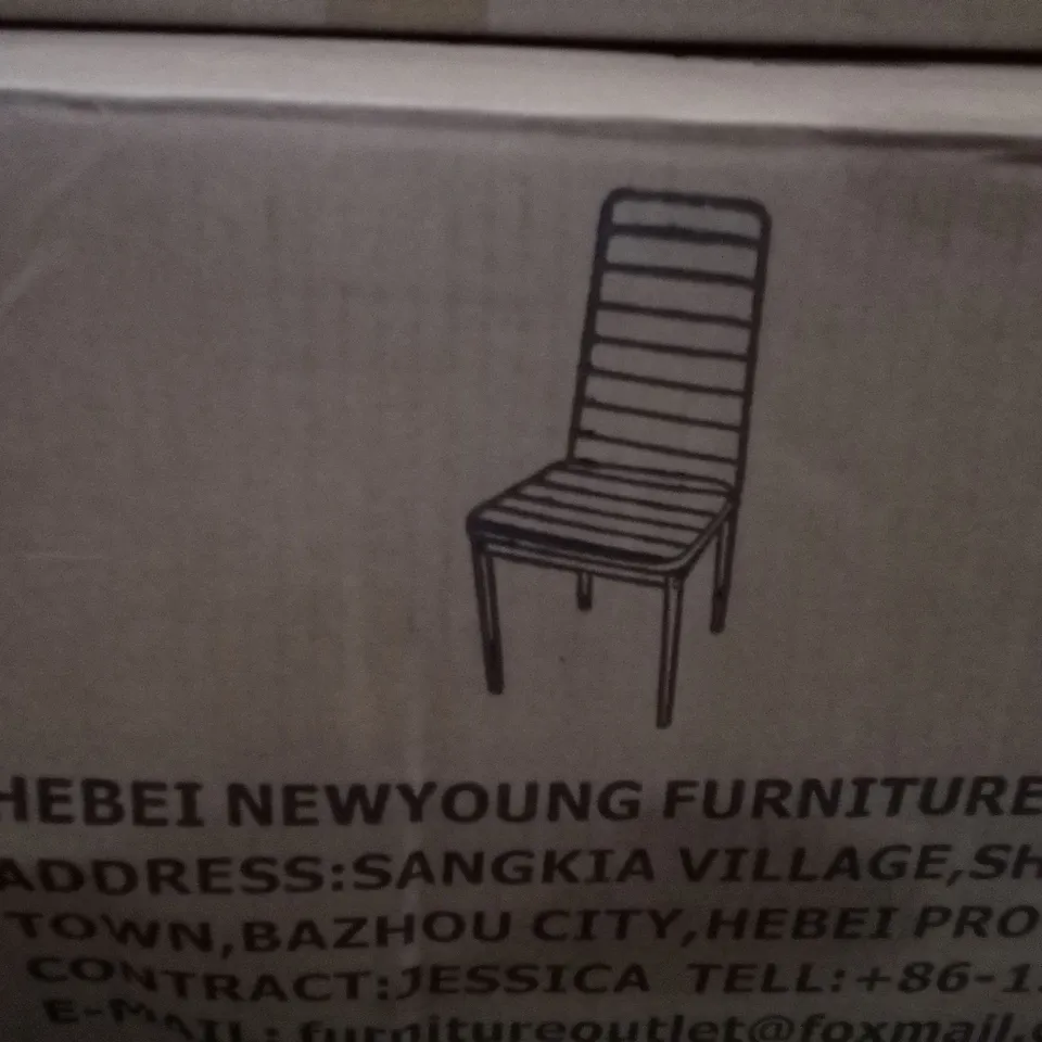 PALLET OF ASSORTED ITEMS TO INCLUDE BOXED OFFICE CHAIR, GAZEBO AND SET OF DINING CHAIRS