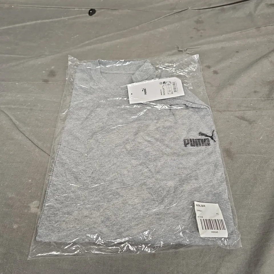 BAGGED PUMA LOGO TEE - SIZE XL