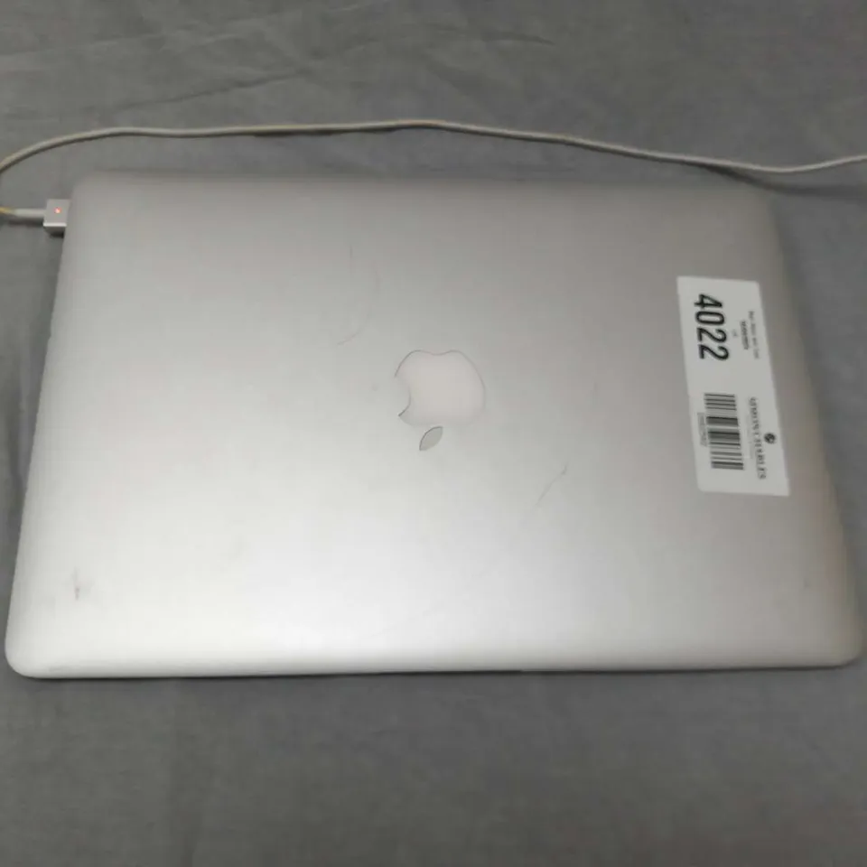 APPLE MACBOOK AIR 6 2/A1466