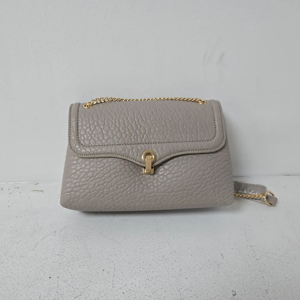 FRANK USHER SMALL CROSS OVER BODY BAG WITH FLAP AND CHAIN