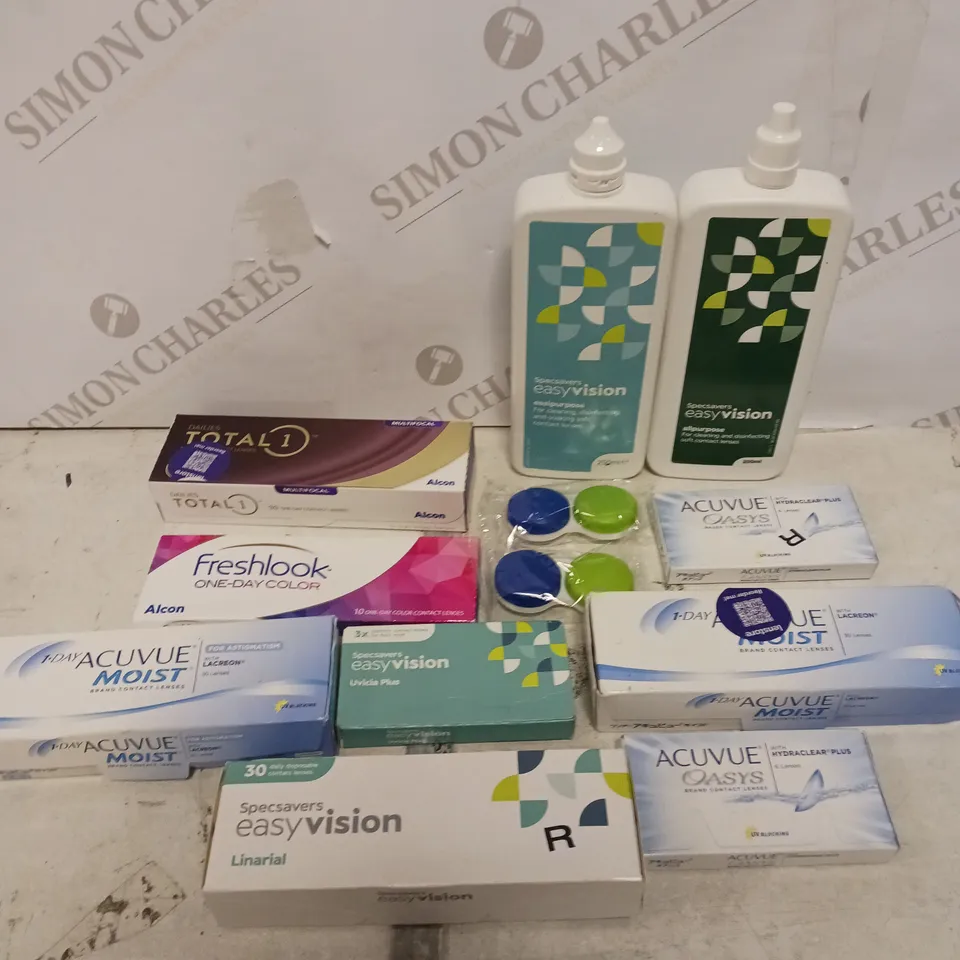 APPROXIMATELY 30 ASSORTED CONTACT LENS PRODUCTS & ACCESSORIES TO INCLUDE SOLUTION, CONTAINERS, LENSES ETC 