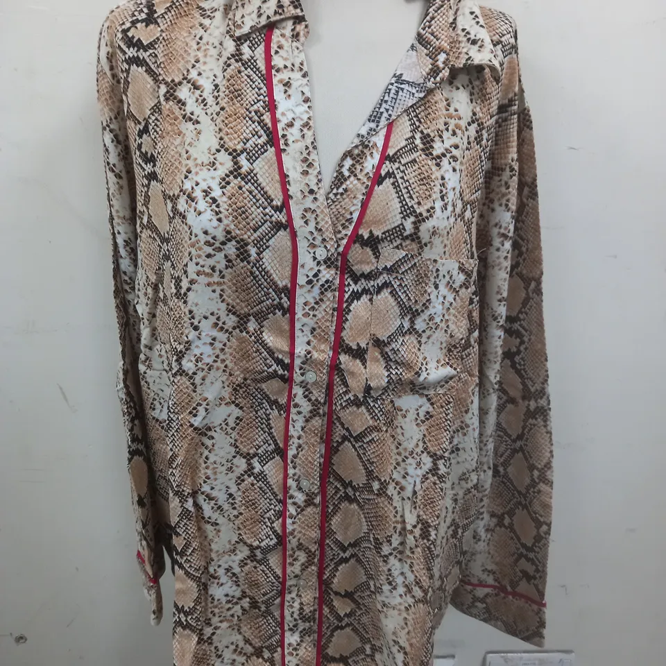 RIVER ISLAND ANIMAL PATTERN SHIRT - UK 26