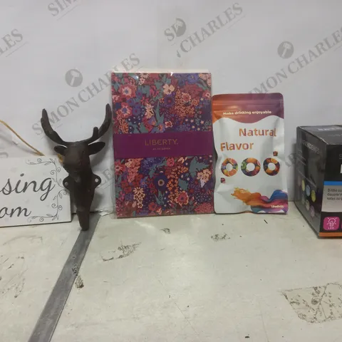 BOX OF APPROXIMATELY 12 ASSORTED ITEMS TO INCLUDE - DRESSING ROOM - MOON DECORATION - METAL MOOSE HEAD HOOK ETC
