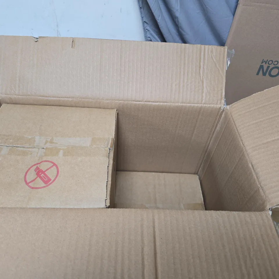 BOX OF 4 GISELA GRAHAM TEXTURED POT COVERS GREEN